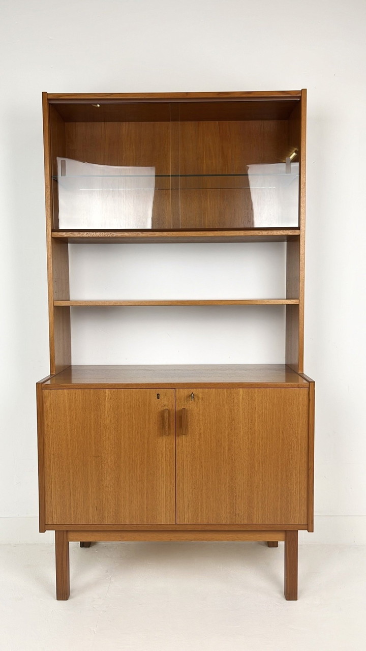 Credenza vintage svedese in teak impiallacciato 