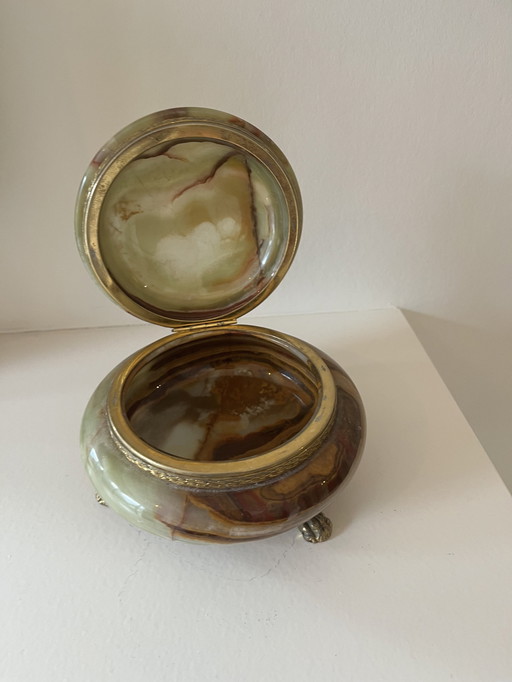 Jewelry Box In Onyx With Lion Paws