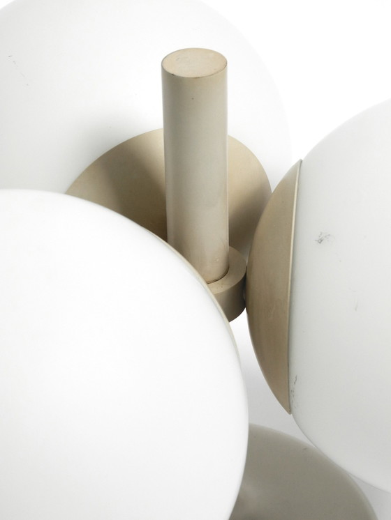 Image 1 of Lampada da soffitto in metallo grigio chiaro Kaiser Leuchten, stile Space Age, anni &#39;60, con 3 sfere di vetro