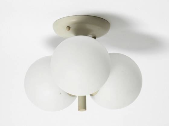 Image 1 of Lampada da soffitto in metallo grigio chiaro Kaiser Leuchten, stile Space Age, anni &#39;60, con 3 sfere di vetro