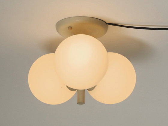 Image 1 of Lampada da soffitto in metallo grigio chiaro Kaiser Leuchten, stile Space Age, anni &#39;60, con 3 sfere di vetro