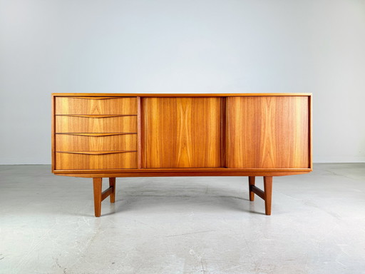 Mid - Century Sideboard Sejling Skabe Erling W. Bach Teak