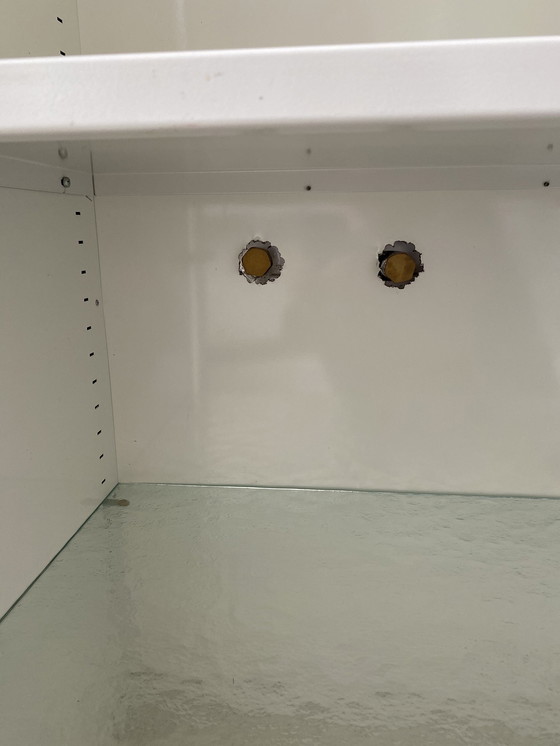 Image 1 of Armadietto dei medicinali d'epoca