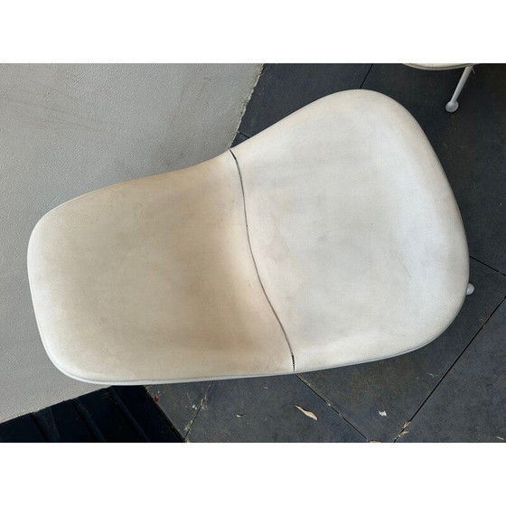 Image 1 of Pair of vintage fiberglass and faux leather La Fonda chairs by Charles and Ray Eames for Herman Miller, 1960