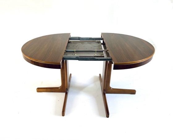 Image 1 of Extendable dining table Lübke