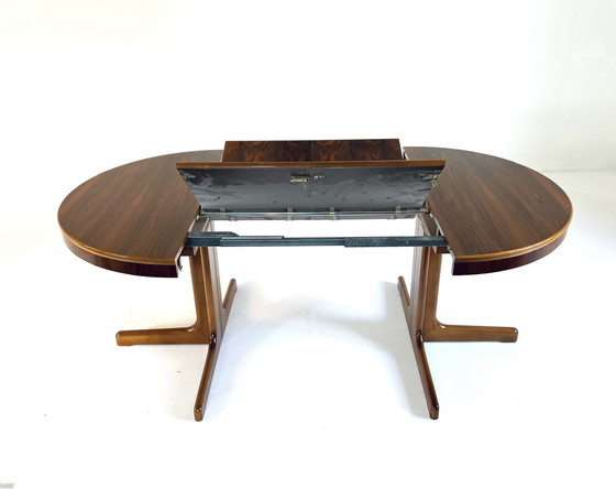 Image 1 of Extendable dining table Lübke