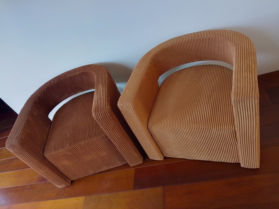 Image 1 of 2x tub chairs made of rib velvet