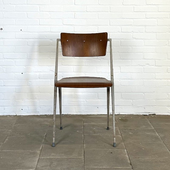 Image 1 of Pyramid chair by Wim Rietveld for Ahrend the Circle.