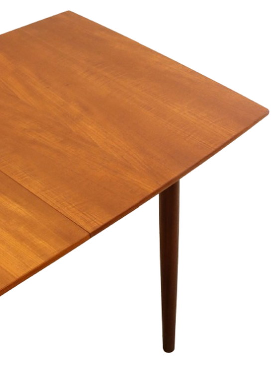 Image 1 of Rectangular extendable dining room table 'Haule' vintage