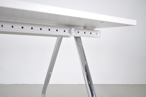 Image 1 of MedaMorph desk Vitra