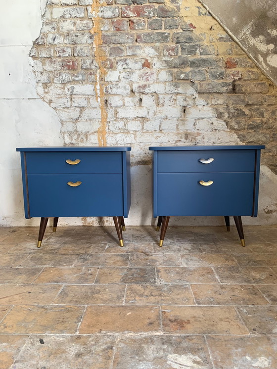 Image 1 of Paire de tables de chevet vintage bleu nuit