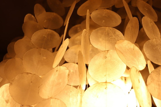 Image 1 of Shell lamp/pearl ceiling lamp of the 80s in the style of Verner Panton