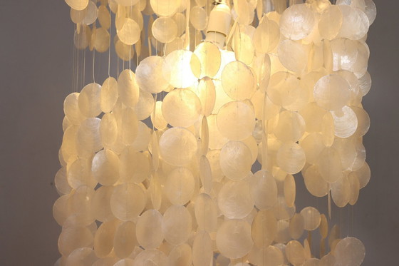 Image 1 of Shell lamp/pearl ceiling lamp of the 80s in the style of Verner Panton