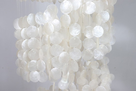 Image 1 of Shell lamp/pearl ceiling lamp of the 80s in the style of Verner Panton