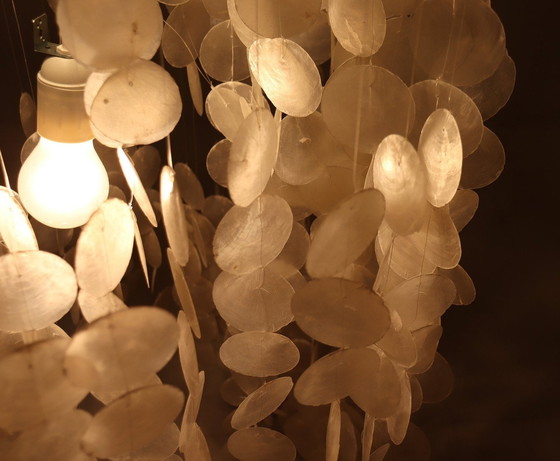 Image 1 of Shell lamp/pearl ceiling lamp of the 80s in the style of Verner Panton