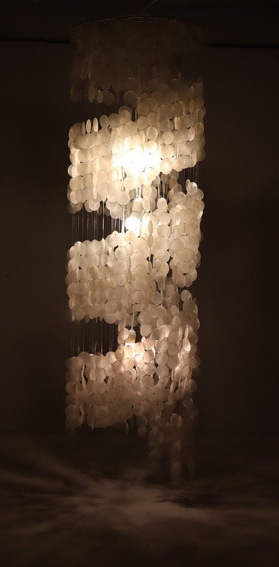 Image 1 of Shell lamp/pearl ceiling lamp of the 80s in the style of Verner Panton