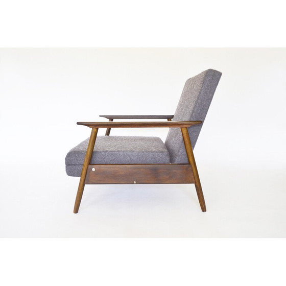 Image 1 of Poltrona vintage in massello di rovere e compensato di Valerija Ema Cukermanienė per Vilniaus Baldų Kombinatas, 1960