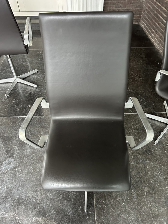 Image 1 of Fritz Hansen Oxford Medium office chair