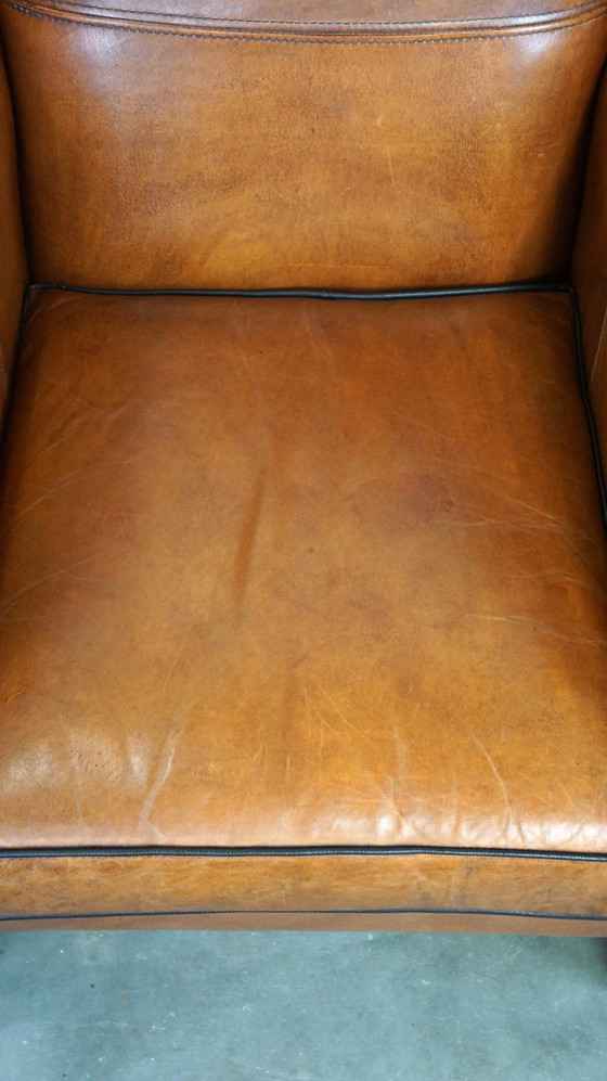 Image 1 of Fauteuil à oreilles en peau de mouton