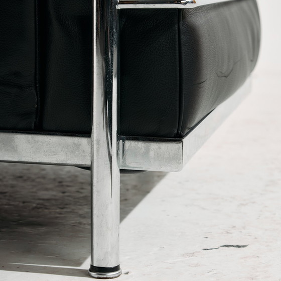 Image 1 of Sillón Lc2 de Le Corbusier, Pierre Jeanneret y Charlotte Perriand para Cassina