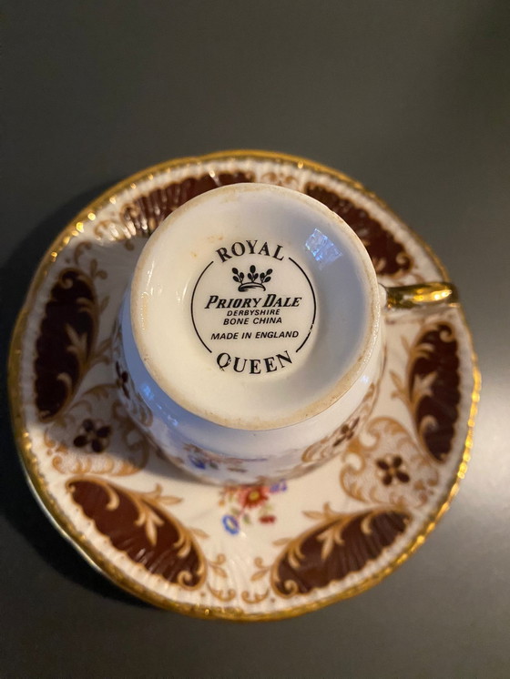 Image 1 of 6x tasses et soucoupes Royal Queen Priory Dale