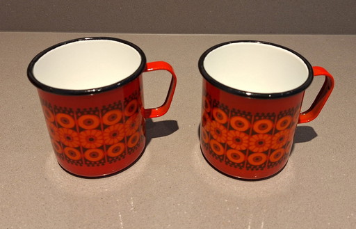 2 Arabia Funel Mugs