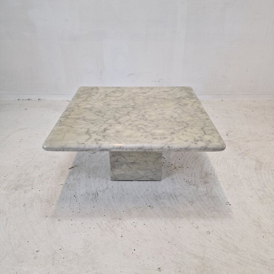 Image 1 of Vintage carrara marble coffee table, Italy 1980