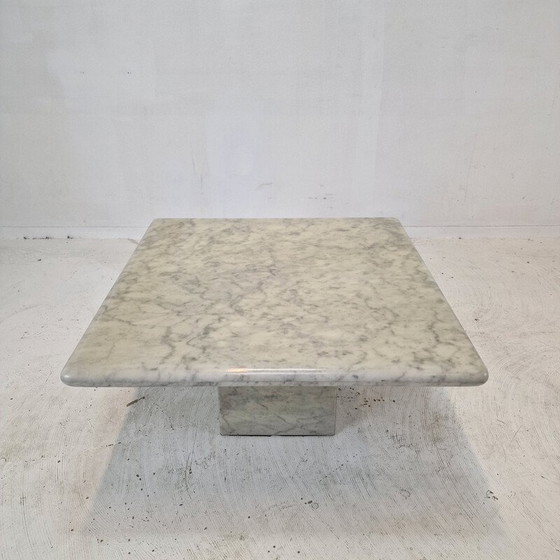 Image 1 of Vintage carrara marble coffee table, Italy 1980