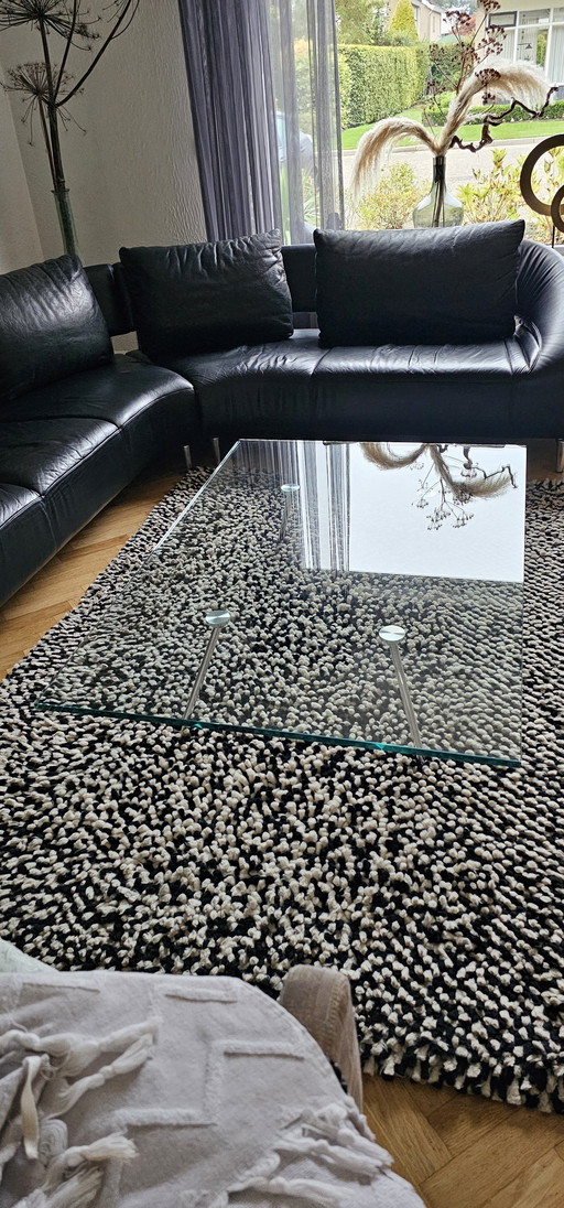 Glass Coffee Table - Beek Maupertuus