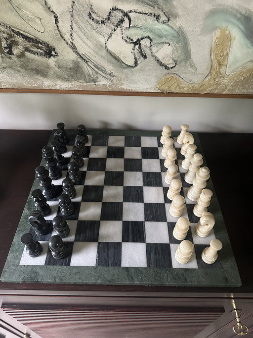 Jeu d'échecs en marbre