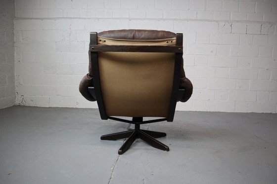 Image 1 of Leather Swivel Lounge Chair By Gerald Easden For Module Furniture, 1960'S