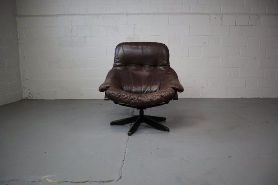 Image 1 of Leather Swivel Lounge Chair By Gerald Easden For Module Furniture, 1960'S