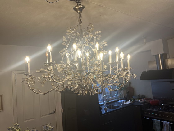 Image 1 of Chandelier Silver Oval 16 Lamps