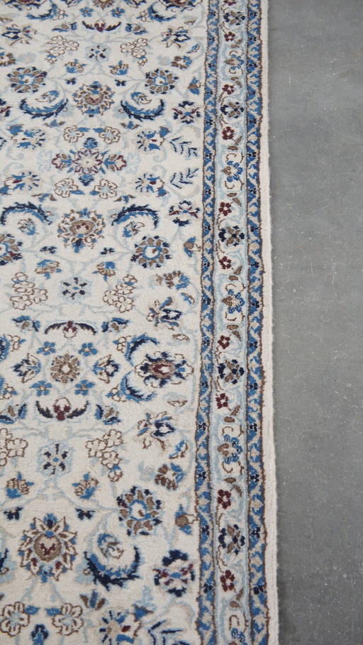 White With Blue Runner 280X75Cm