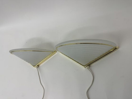 2 lampade da parete vintage in vetro con supporto dorato, anni '70