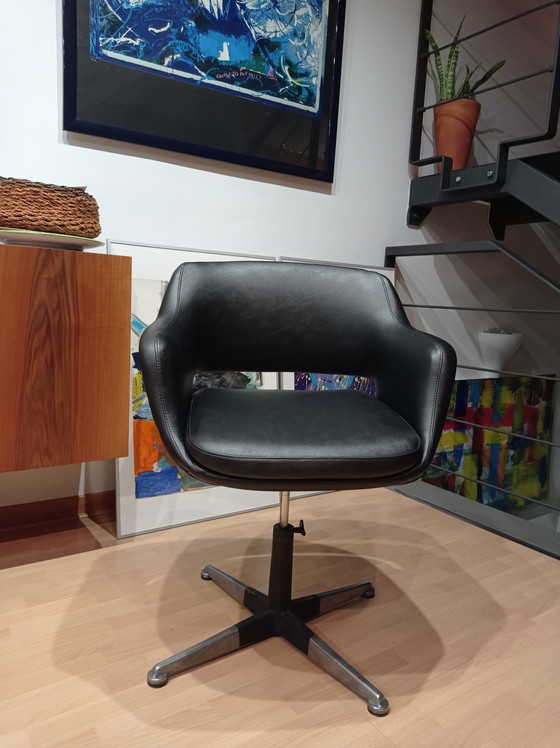 Image 1 of Cassina Olli Mannermaa chair