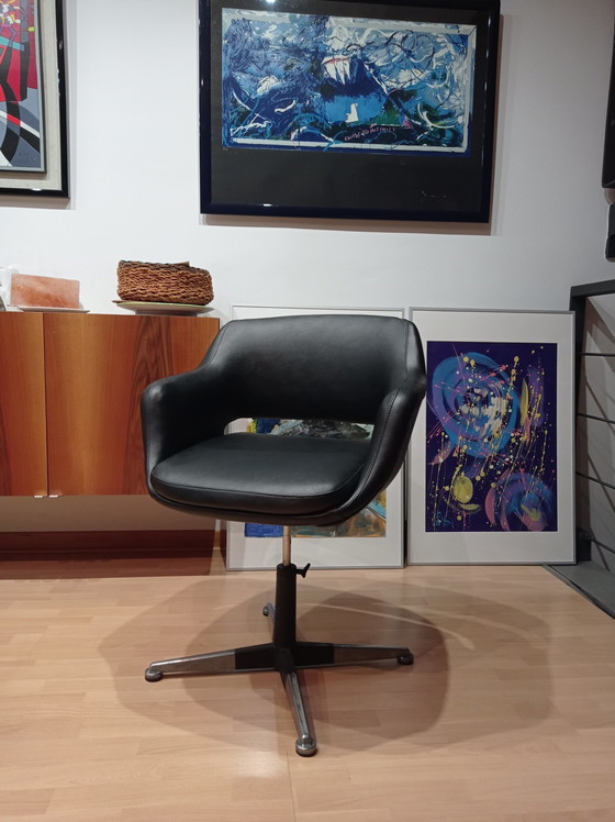 Image 1 of Cassina Olli Mannermaa chair