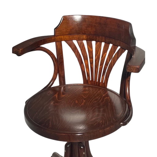 Bent Wood Captains Chair - Mounted On A Swiveling Base