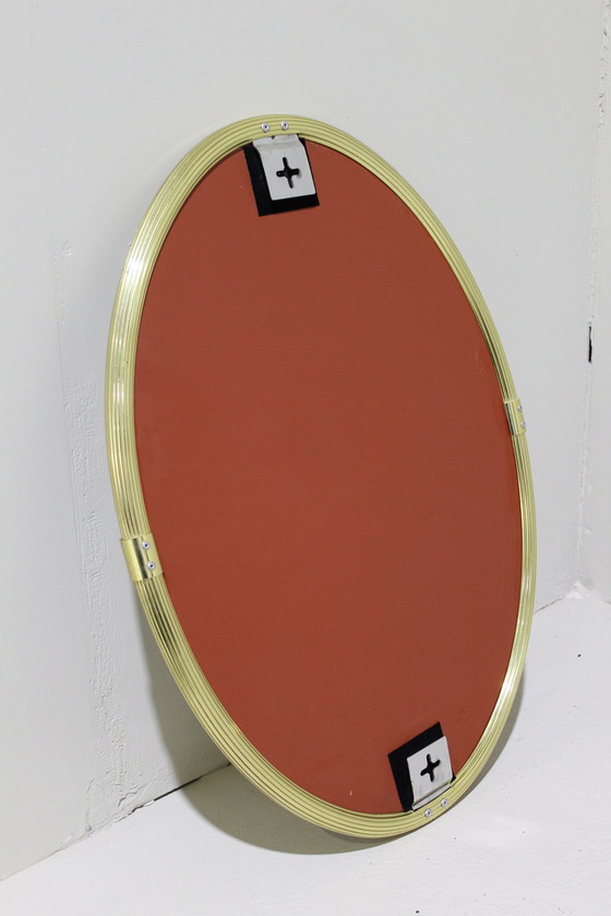 Image 1 of Specchio vintage - bordo ovale in ottone, anni '60