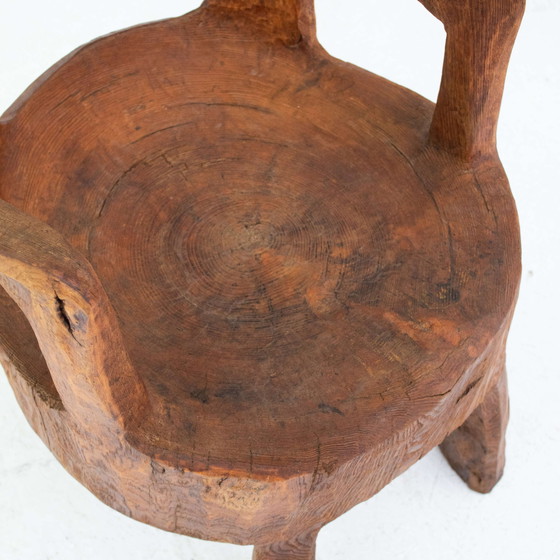Image 1 of Sedia in legno massello intagliata a mano, design scultoreo unico