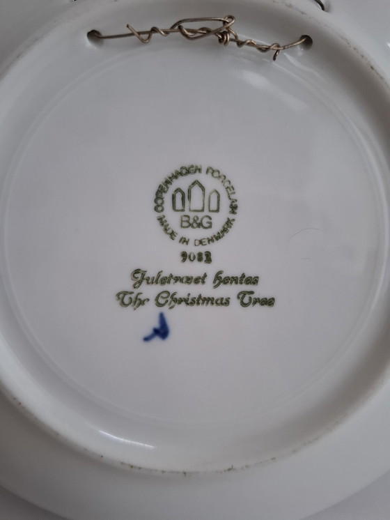 Image 1 of Wallboard Christmas plate Royal Copenhagen