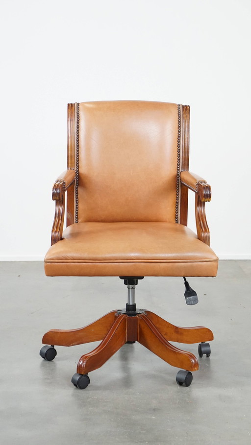 Cowhide Leather Chesterfield Office Chair On Wheels