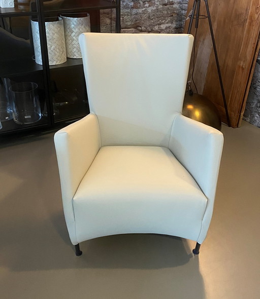 Montis Windy Reupholstered perle