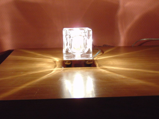 Table Lamp Vandeheg Cube.