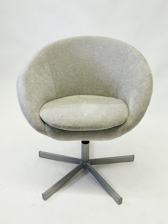 Image 1 of 5x Vintage Swivel Tub chairs adjustable in height