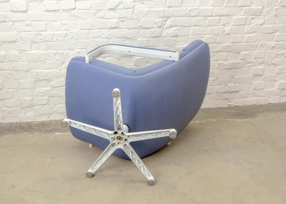 Image 1 of Mid Century Dutch Design Lavender Blue Swivel Lounge Chair F141 by Geoffrey Harcourt for Artifort, 1960s