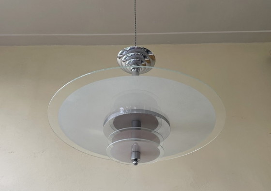 Image 1 of Lampada a disco vintage anni &#39;60 in vetro opaco cromato francese