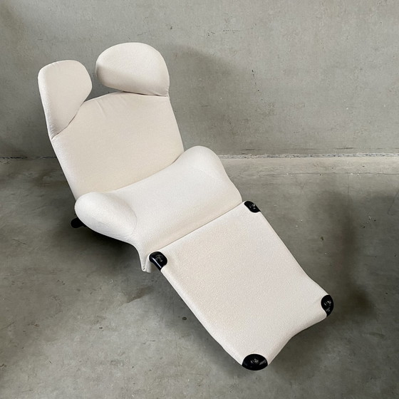 Image 1 of Cassina Off White 111 Wink Chaise Longue By Toshiyuki Kita