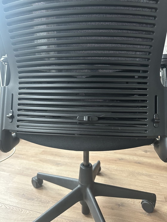 Image 1 of Ahrend 2020 Extra Verta Office Chair