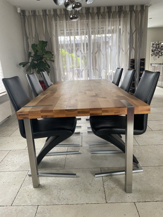 Image 1 of 6x Rolf Benz Z Chair Black Leather And Dining Table Solid Walnut.